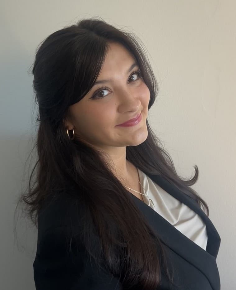 Samantha Miller Intern Headshot