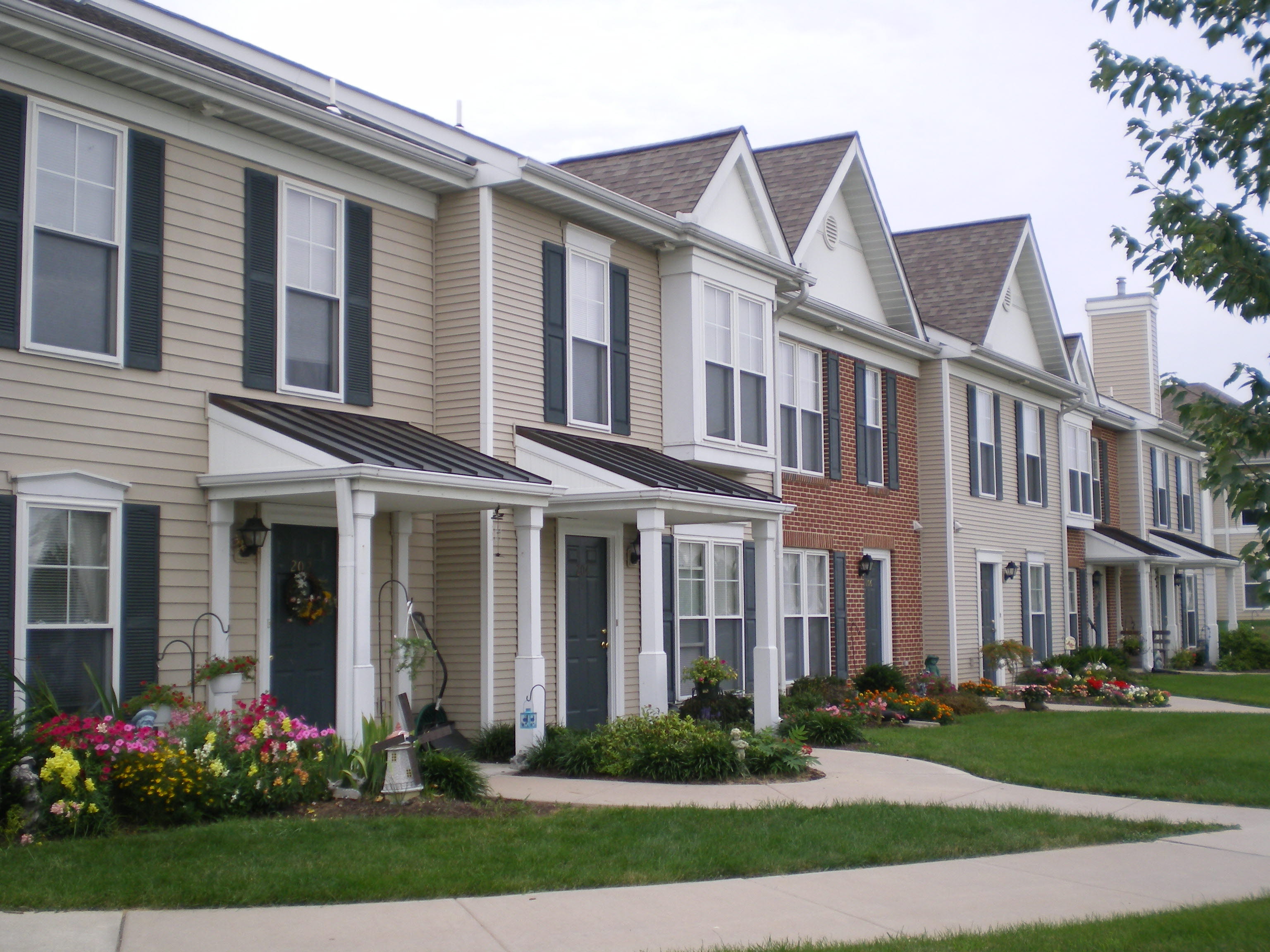 Copy of Copy of Bentley ridge exterior.jpg